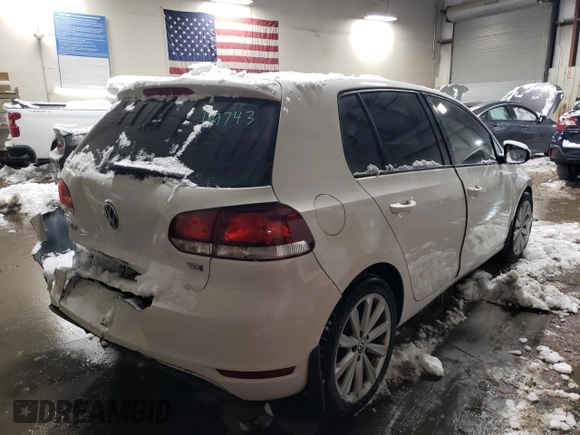 2013 Volkswagen Golf TDI z VIN WVWDM7AJ0DW133057, wystawiony jako Copart lot #37497304 z przebiegiem 137 037 mil mil oraz Szkoda całkowita • Salvage title. Historia ofert i sprzedaży dostępna na DreamBid. Obrazek 3.
