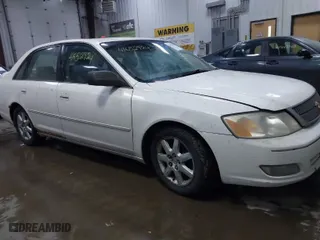 2002 Toyota Avalon XL with VIN 4T1BF28B42U239177, listed as a IAAI auction lot 41652924 with 1 mi miles. Bid and sale history available at carsss.com. Image 6.
