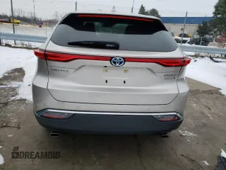 2021 Toyota Venza LE with VIN JTEAAAAH3MJ001103, listed as a Copart auction lot 71547622 with 33,224 mi miles. Bid and sale history available at carsss.com. Image 6.