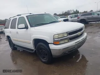2005 Chevrolet Tahoe LT with VIN 1GNEC13TX5R272333, listed as a IAAI auction lot 41551647 with 253,764 mi miles. Bid and sale history available at carsss.com. Image 1.