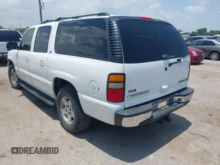 2005 Chevrolet Suburban LS with VIN 3GNEC16Z35G279673, listed as a IAAI auction lot 42428085 with 290,108 mi miles and . Bid and sale history available at DreamBid. Image 3.