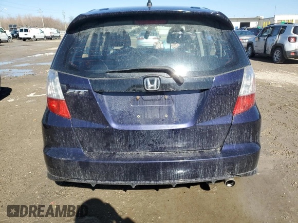 2009 Honda Fit Sport with VIN JHMGE884X9S075004, listed as a Copart auction lot 46498525 with 195,474 mi miles and Salvage Title. Bid and sale history available at carsss.com. Image 6.