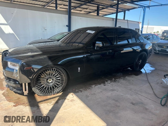 2018 Rolls-Royce Phantom z VIN SCA687S53JU104584, wystawiony jako Copart lot #67137354 z przebiegiem 11 034 mil mil oraz Szkoda całkowita • Salvage title. Historia ofert i sprzedaży dostępna na DreamBid. Obrazek 1.
