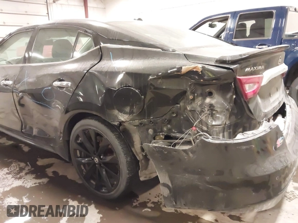 2017 Nissan Maxima SV with VIN 1N4AA6AP5HC384292, listed as a IAAI auction lot 41413327 with 86,648 mi miles and . Bid and sale history available at DreamBid. Image 18.