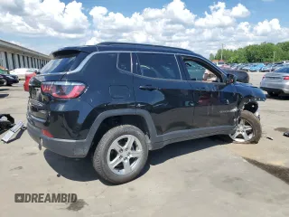 2024 Jeep Compass Latitude with VIN 3C4NJDBN2RT605382, listed as a Copart auction lot 64115305 with 35,562 mi miles and Salvage title. Bid and sale history available at DreamBid. Image 3.