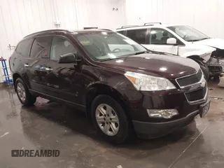 2010 Chevrolet Traverse LS z VIN 1GNLREED4AS117654, wystawiony jako IAAI lot #42234993 z przebiegiem 99 768 mil mil oraz . Historia ofert i sprzedaży dostępna na DreamBid. Obrazek 1.