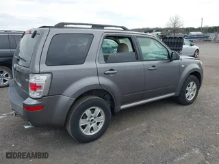 2009 Mercury Mariner with VIN 4M2CU91G49KJ05721, listed as a IAAI auction lot 41919006 with 105,537 mi miles. Bid and sale history available at carsss.com. Image 4.