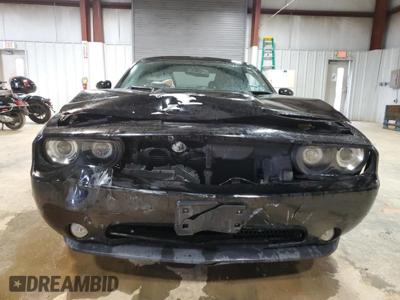 2014 Dodge Challenger R/T z VIN 2C3CDYBT1EH195041, wystawiony jako Copart lot #52693425 z przebiegiem 75 600 mil mil oraz Szkoda całkowita • Salvage title. Historia ofert i sprzedaży dostępna na DreamBid. Obrazek 5.