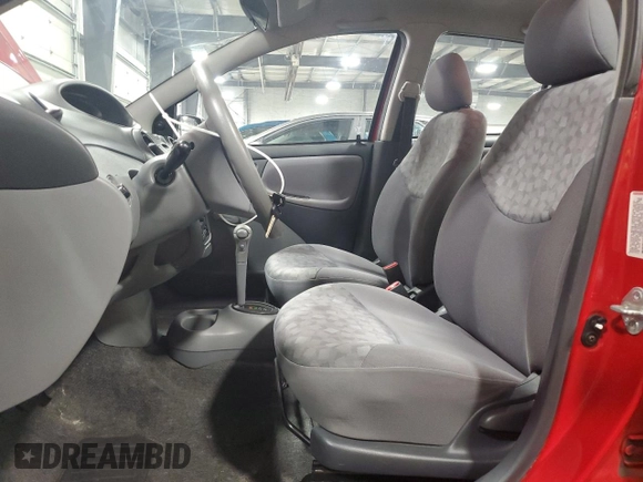 2001 Toyota ECHO with VIN JTDBT123210114144, listed as a Copart auction lot 58531505 with 90,923 mi miles and Salvage title. Bid and sale history available at DreamBid. Image 7.