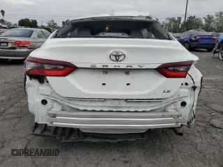 2024 Toyota Camry LE z VIN 4T1C11AKXRU899984, wystawiony jako Copart lot #53620825 z przebiegiem 35 548 mil mil oraz Nie do naprawy • Non repairable. Historia ofert i sprzedaży dostępna na DreamBid. Obrazek 6.