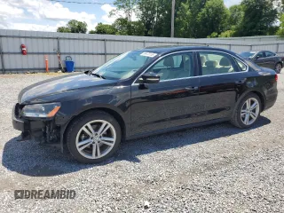 2014 Volkswagen Passat SE z VIN 1VWBT7A30EC070909, wystawiony jako Copart lot #56470155 z przebiegiem 118 094 mil mil oraz Szkoda całkowita • Salvage title. Historia ofert i sprzedaży dostępna na DreamBid. Obrazek 1.