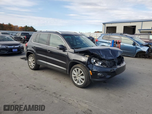 2013 Volkswagen Tiguan SE z VIN WVGBV7AXXDW534779, wystawiony jako Copart lot #77397164 z przebiegiem 149 285 mil mil oraz Szkoda całkowita • Salvage title. Historia ofert i sprzedaży dostępna na DreamBid. Obrazek 4.