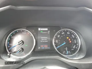 2022 Toyota RAV4 Hybrid XLE Premium z VIN 4T3B6RFV5NU097584, wystawiony jako Copart lot #56163835 z przebiegiem 25 016 mil mil oraz Szkoda całkowita • Salvage title. Historia ofert i sprzedaży dostępna na DreamBid. Obrazek 9.