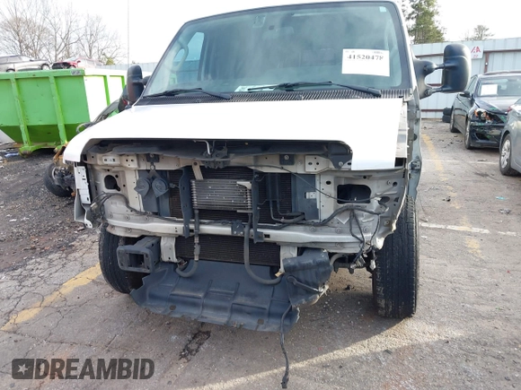 2013 Ford Econoline Cargo Commercial z VIN 1FTNE2EL8DDA63769, wystawiony jako IAAI lot #41520478 z przebiegiem 156 000 mil mil oraz . Historia ofert i sprzedaży dostępna na DreamBid. Obrazek 6.