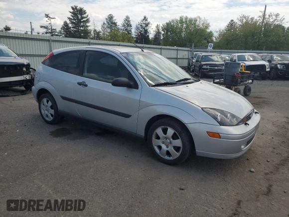 2001 Ford Focus ZX3 z VIN 3FAFP31341R244564, wystawiony jako Copart lot #55472105 z przebiegiem 168 296 mil mil oraz Szkoda całkowita • Salvage title. Historia ofert i sprzedaży dostępna na DreamBid. Obrazek 4.
