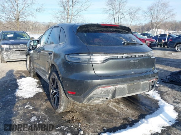 2023 Porsche Macan with VIN WP1AA2A56PLB06547, listed as a IAAI auction lot 41373417 with 25,267 mi miles. Bid and sale history available at carsss.com. Image 3.