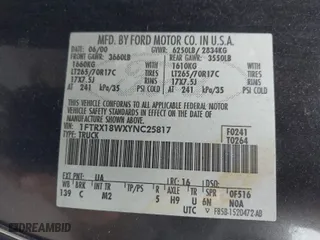 2000 Ford F-150 XL with VIN 1FTRX18WXYNC25817, listed as a IAAI auction lot 41976618 with 148,794 mi miles. Bid and sale history available at carsss.com. Image 9.