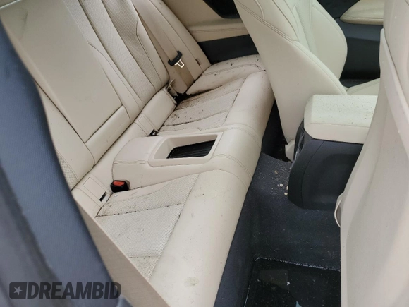 2023 BMW 2 Series 230i xDrive z VIN 3MW33CM02P8D50632, wystawiony jako Copart lot #52751724 z przebiegiem Nie podano mil oraz Szkoda całkowita • Salvage title. Historia ofert i sprzedaży dostępna na DreamBid. Obrazek 10.