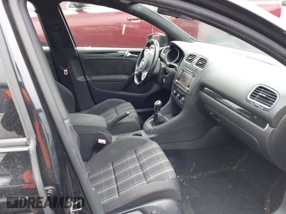 2012 Volkswagen GTI Autobahn z VIN WVWGV7AJ1CW157893, wystawiony jako IAAI lot #41623098 z przebiegiem 148 430 mil mil oraz . Historia ofert i sprzedaży dostępna na DreamBid. Obrazek 5.