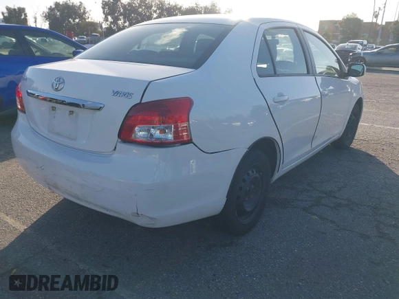 2008 Toyota Yaris with VIN JTDBT923384032246, listed as a IAAI auction lot 41575947 with 107,394 mi miles. Bid and sale history available at carsss.com. Image 4.