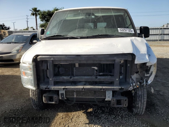 2014 Ford Econoline Passenger XL z VIN 1FBSS3BL1EDA85723, wystawiony jako Copart lot #53297125 z przebiegiem 245 566 mil mil oraz Szkoda całkowita • Salvage title. Historia ofert i sprzedaży dostępna na DreamBid. Obrazek 5.