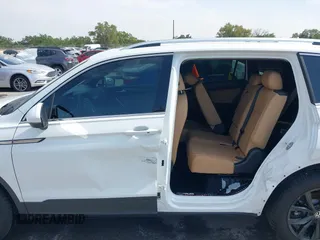 2024 Volkswagen Tiguan SE with VIN 3VVNB7AX2RM140292, listed as a IAAI auction lot 41899150 with 3,171 mi miles and . Bid and sale history available at DreamBid. Image 15.