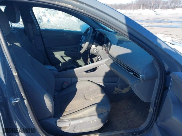 2022 Hyundai Elantra SE with VIN KMHLL4AG8NU259886, listed as a IAAI auction lot 41270628 with 65,457 mi miles. Bid and sale history available at carsss.com. Image 5.
