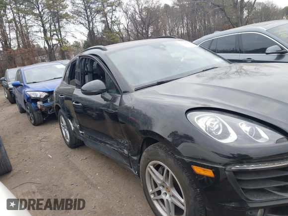 2018 Porsche Macan with VIN WP1AA2A59JLB20286, listed as a IAAI auction lot 41286270 with 64,664 mi miles. Bid and sale history available at carsss.com. Image 13.
