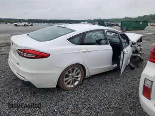 2020 Ford Fusion SE with VIN 3FA6P0LU6LR173410, listed as a Copart auction lot 59592365 with Not provided miles and Salvage title. Bid and sale history available at DreamBid. Image 3.