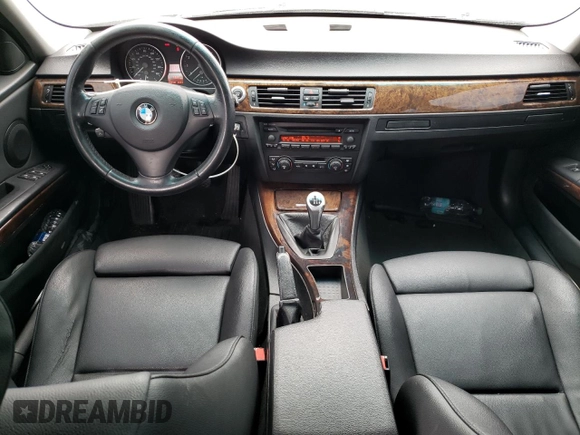 2006 BMW 3 Series 325i with VIN WBAVB13506KR59910, listed as a Copart auction lot 54754715 with 107,181 mi miles and Salvage title. Bid and sale history available at DreamBid. Image 8.
