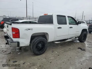 2012 Chevrolet Silverado 1500 LT with VIN 1GCPKSE72CF109877, listed as a Copart auction lot 43846344 with 176,485 mi miles and Salvage Title. Bid and sale history available at carsss.com. Image 3.