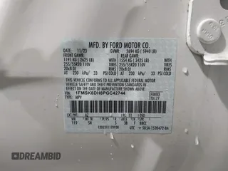 2023 Ford Explorer XLT с VIN 1FMSK8DH8PGC42744, выставлен на аукционе IAAI как лот 42436176 с пробегом 11 840 миль миль и . История ставок и продаж доступна на DreamBid. Изображение 9.