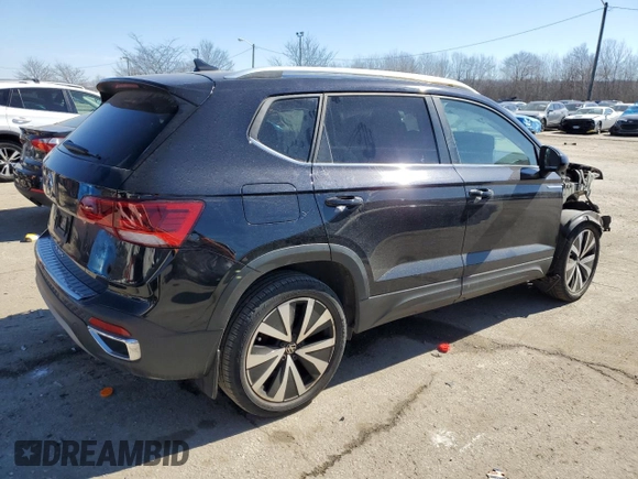 2022 Volkswagen Taos SE z VIN 3VVLX7B28NM027274, wystawiony jako Copart lot #46595745 z przebiegiem 37 293 mil mil oraz Szkody całkowita. Historia ofert i sprzedaży dostępna na DreamBid. Obrazek 3.