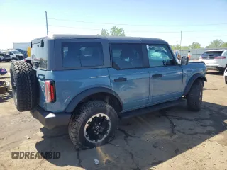 2022 Ford Bronco with VIN 1FMDE5BH3NLA92077, listed as a Copart auction lot 54380065 with 69,360 mi miles and Clean title. Bid and sale history available at DreamBid. Image 3.