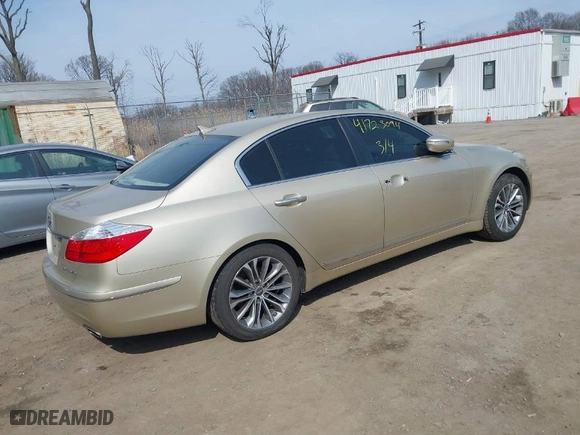 2011 Hyundai Genesis with VIN KMHGC4DF5BU119102, listed as a IAAI auction lot 41723094 with 136,230 mi miles. Bid and sale history available at carsss.com. Image 4.