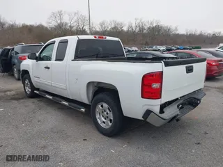 2013 Chevrolet Silverado 1500 LT with VIN 1GCRCSE00DZ168385, listed as a IAAI auction lot 41417162 with 162,426 mi miles. Bid and sale history available at carsss.com. Image 3.