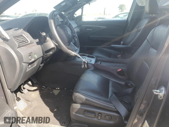 2020 Honda Passport EX-L z VIN 5FNYF8H54LB002310, wystawiony jako Copart lot #42425915 z przebiegiem 95 495 mil mil oraz Nie do naprawy • Non repairable. Historia ofert i sprzedaży dostępna na DreamBid. Obrazek 7.