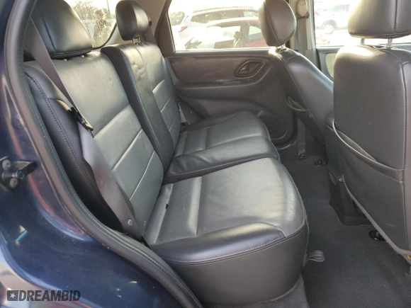 2004 Ford Escape XLT with VIN 1FMYU03134KB25107, listed as a Copart auction lot 88795295 with 231,596 mi miles and Salvage Title. Bid and sale history available at carsss.com. Image 10.