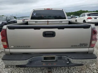 2003 Chevrolet Silverado 1500 with VIN 2GCEC19T931204708, listed as a Copart auction lot 55416945 with 201,166 mi miles and Salvage Title. Bid and sale history available at DreamBid. Image 6.