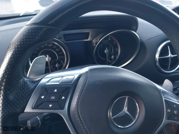 2013 Mercedes-Benz SL-Class SL 63 AMG with VIN WDDJK7EA8DF004394, listed as a IAAI auction lot 41766515 with 999,999 mi miles. Bid and sale history available at carsss.com. Image 7.