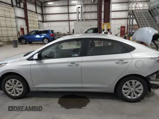2018 Hyundai Accent SE with VIN 3KPC24A37JE034940, listed as a IAAI auction lot 41927667 with 87,906 mi miles. Bid and sale history available at carsss.com. Image 15.