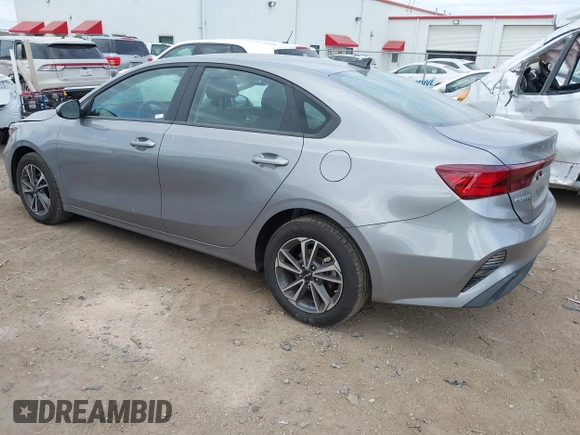 2024 Kia Forte LXS with VIN 3KPF24AD5RE698381, listed as a IAAI auction lot 40726488 with 21,657 mi miles. Bid and sale history available at carsss.com. Image 3.