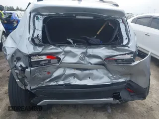 2022 Toyota Corolla Cross XLE с VIN 7MUDAAAG4NV022674, выставлен на аукционе IAAI как лот 41754349 с пробегом 45 545 миль миль и . История ставок и продаж доступна на DreamBid. Изображение 6.