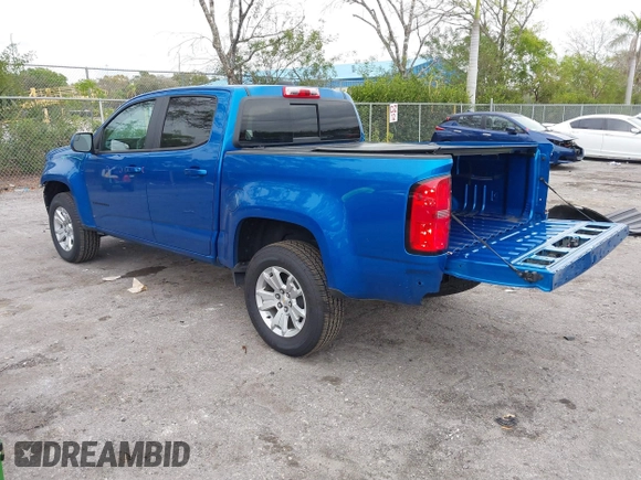 2021 Chevrolet Colorado 2WD LT with VIN 1GCGSCEA0M1147592, listed as a IAAI auction lot 41642125 with 70,179 mi miles. Bid and sale history available at carsss.com. Image 3.