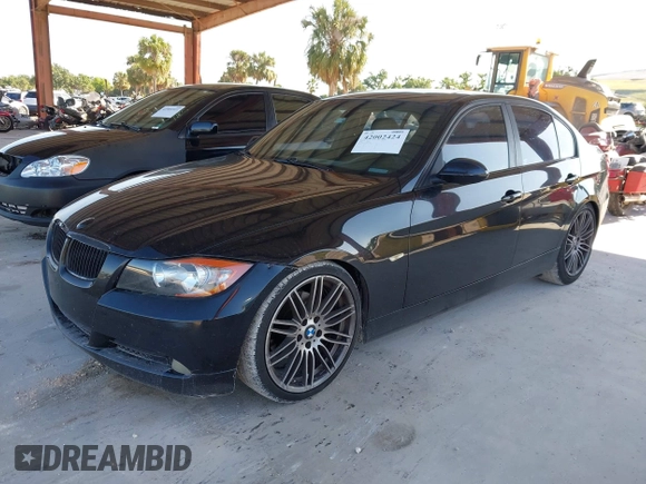 2008 BMW 3 Series 328i with VIN WBAVA37598NL45805, listed as a IAAI auction lot 42002424 with 206,402 mi miles. Bid and sale history available at carsss.com. Image 2.