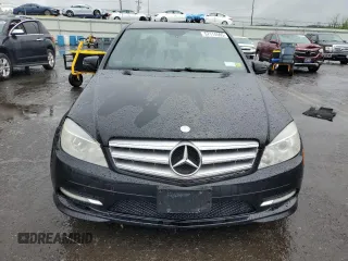 2011 Mercedes-Benz C 300 Sport z VIN WDDGF8BB3BR166303, wystawiony jako Copart lot #57114595 z przebiegiem 104 918 mil mil oraz Tytuł czysty. Historia ofert i sprzedaży dostępna na DreamBid. Obrazek 5.