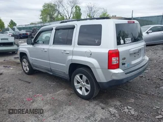 2011 Jeep Patriot Latitude with VIN 1J4NF1GB1BD102107, listed as a IAAI auction lot 42091197 with 111,030 mi miles and . Bid and sale history available at DreamBid. Image 3.