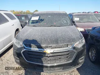 2019 Chevrolet Traverse LS with VIN 1GNERFKWXKJ198719, listed as a IAAI auction lot 40668986 with 99,917 mi miles. Bid and sale history available at carsss.com. Image 6.