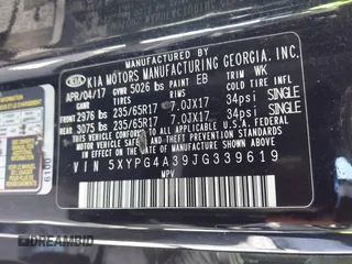 2018 Kia Sorento LX with VIN 5XYPG4A39JG339619, listed as a IAAI auction lot 41809182 with 126,954 mi miles. Bid and sale history available at carsss.com. Image 9.