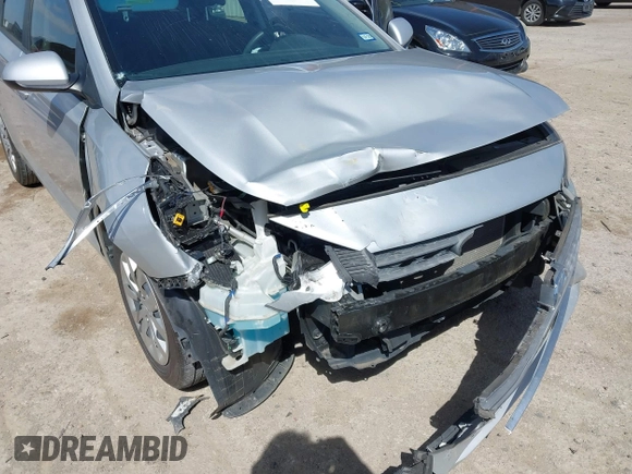 2018 Hyundai Accent SE with VIN 3KPC24A30JE020135, listed as a IAAI auction lot 41838897 with 70,530 mi miles and . Bid and sale history available at carsss.com. Image 6.
